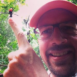 Meet your Posher, Eric